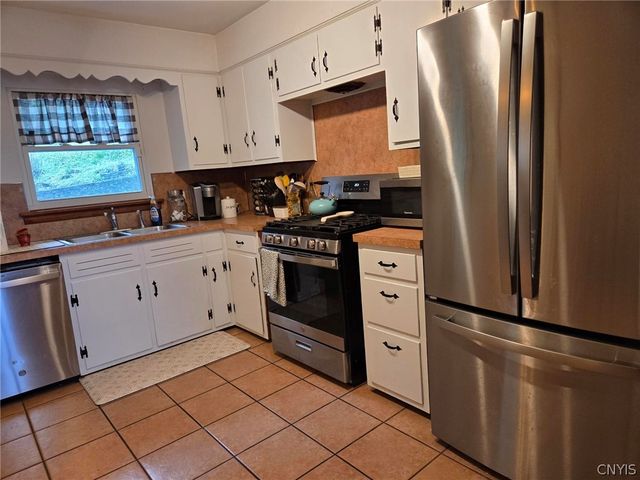 111 SEVENTH Street, Geddes, NY 13209