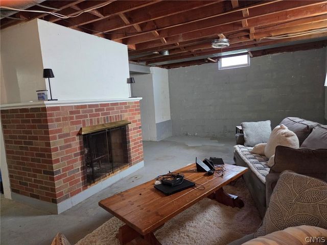 111 SEVENTH Street, Geddes, NY 13209