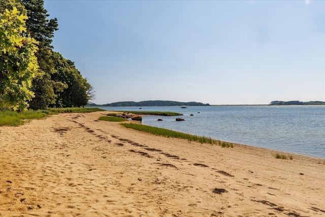 152 Namequoit, Orleans, MA 02642