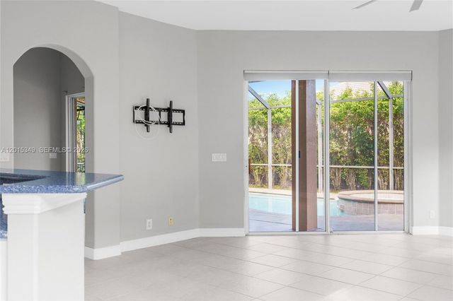 10635 NW 61st Ct, Parkland, FL 33076