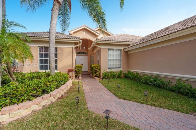 10635 NW 61st Ct, Parkland, FL 33076