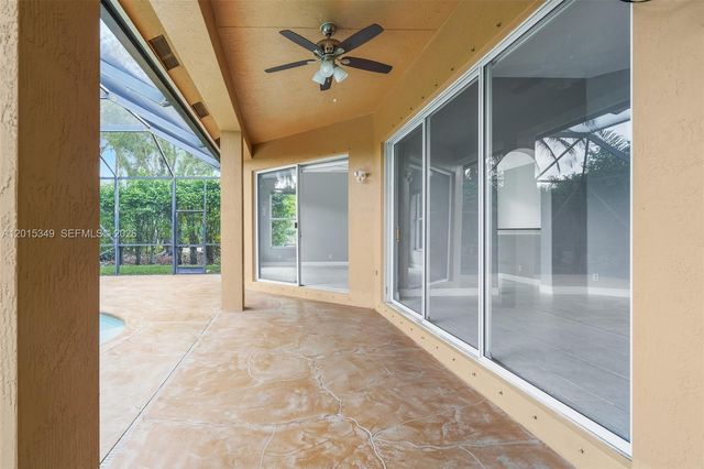 10635 NW 61st Ct, Parkland, FL 33076