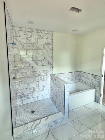 1204 Spring Time Court SW, Lenoir, NC 28645