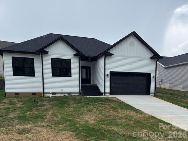 1204 Spring Time Court SW, Lenoir, NC 28645