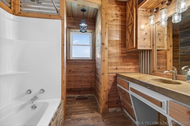 4100 Wayside Drive, Bartlesville, OK 74006