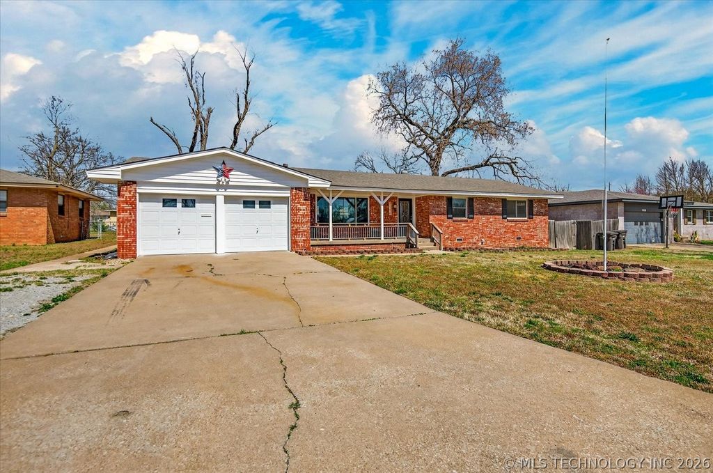 4100 Wayside Drive, Bartlesville, OK 74006