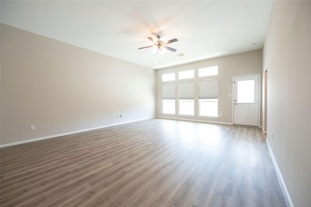 9976 Western Ridge Way, Conroe, TX 77385