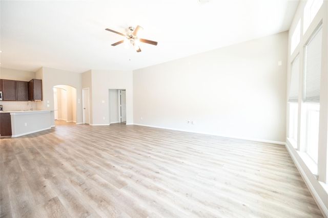 9976 Western Ridge Way, Conroe, TX 77385