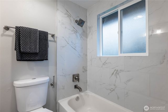 9228 Yakima Avenue, Tacoma, WA 98444