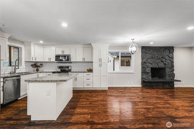 9228 Yakima Avenue, Tacoma, WA 98444