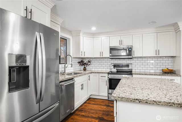 9228 Yakima Avenue, Tacoma, WA 98444