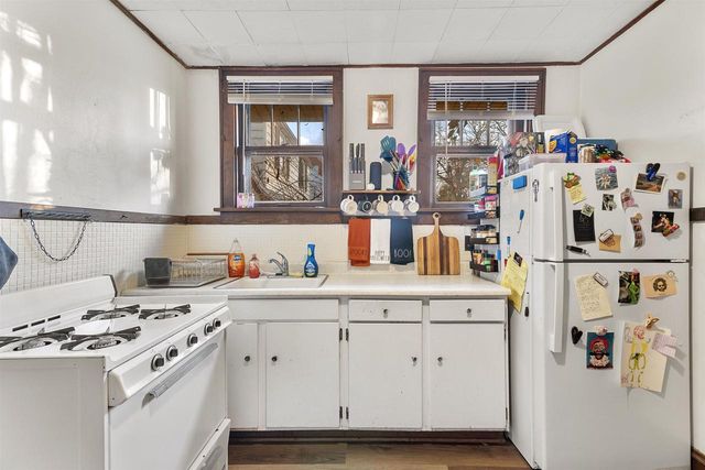 512 S Mills Street, Madison, WI 53715