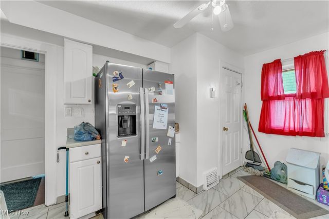 2123 N Taylor Road, Cleveland Heights, OH 44112