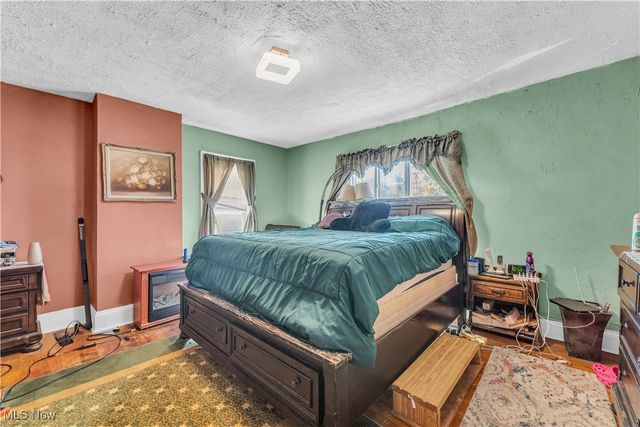 2123 N Taylor Road, Cleveland Heights, OH 44112