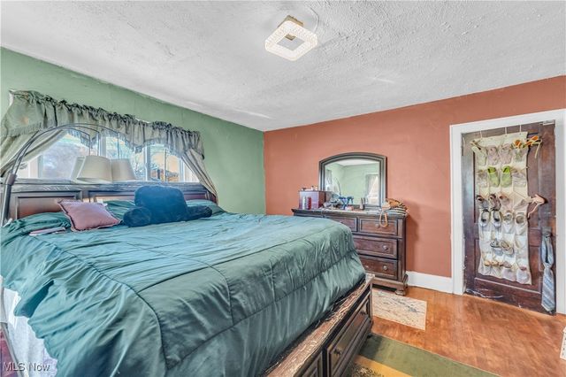 2123 N Taylor Road, Cleveland Heights, OH 44112