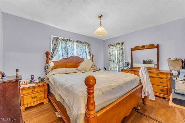 2123 N Taylor Road, Cleveland Heights, OH 44112