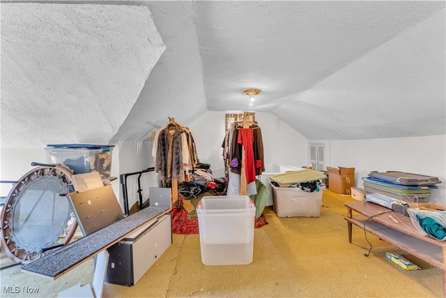 2123 N Taylor Road, Cleveland Heights, OH 44112