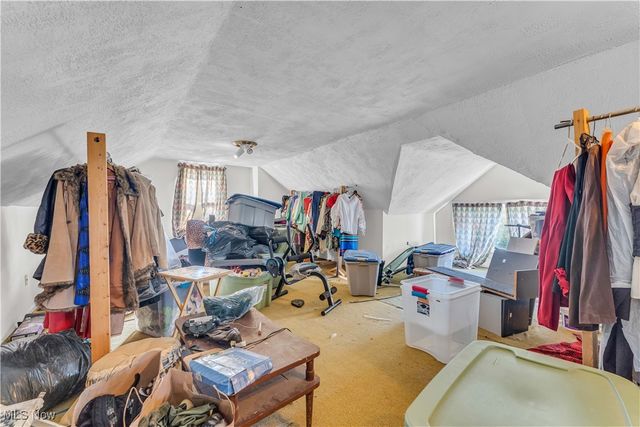 2123 N Taylor Road, Cleveland Heights, OH 44112