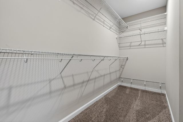 525 Low Country Ct, Clarksville, TN 37042