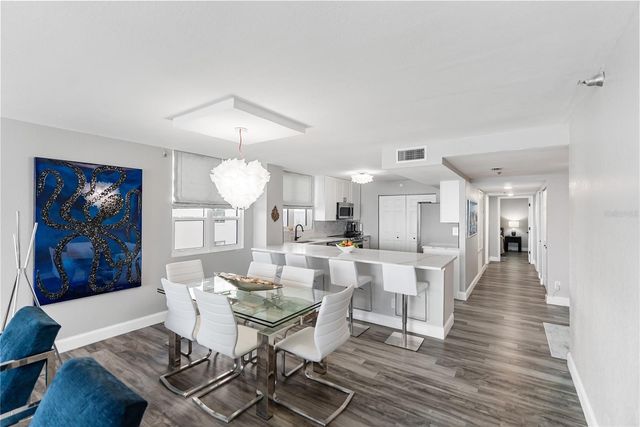 97 SUNSET DRIVE 201, Sarasota, FL 34236