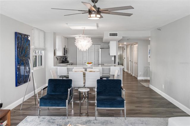 97 SUNSET DRIVE 201, Sarasota, FL 34236