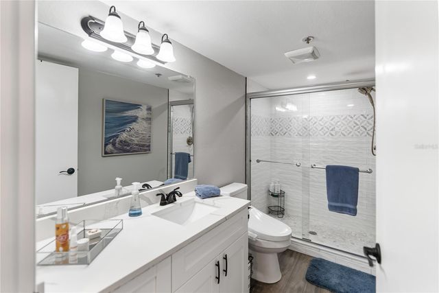 97 SUNSET DRIVE 201, Sarasota, FL 34236