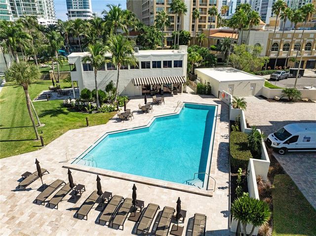 97 SUNSET DRIVE 201, Sarasota, FL 34236