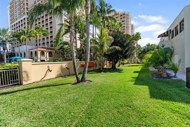 97 SUNSET DRIVE 201, Sarasota, FL 34236