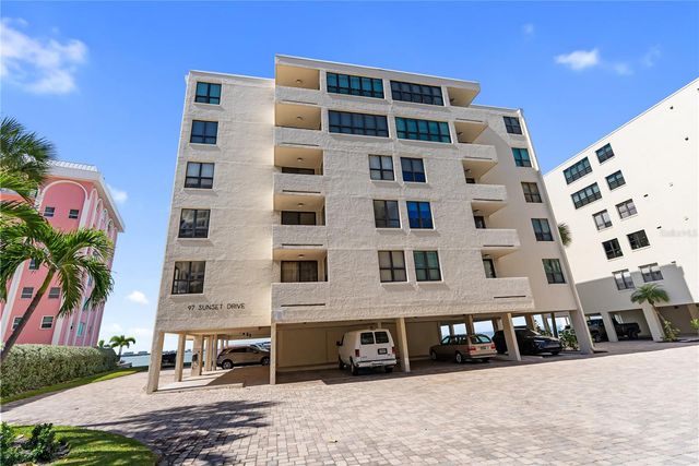 97 SUNSET DRIVE 201, Sarasota, FL 34236