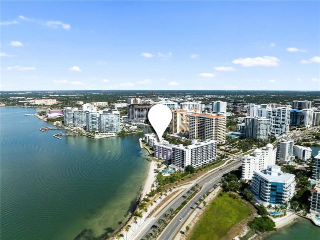 97 SUNSET DRIVE 201, Sarasota, FL 34236