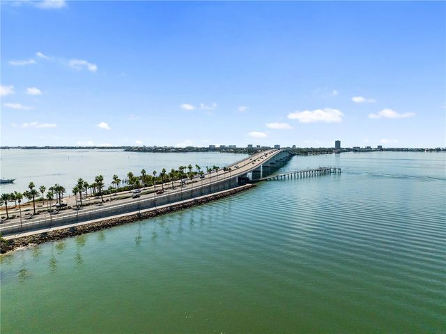 97 SUNSET DRIVE 201, Sarasota, FL 34236