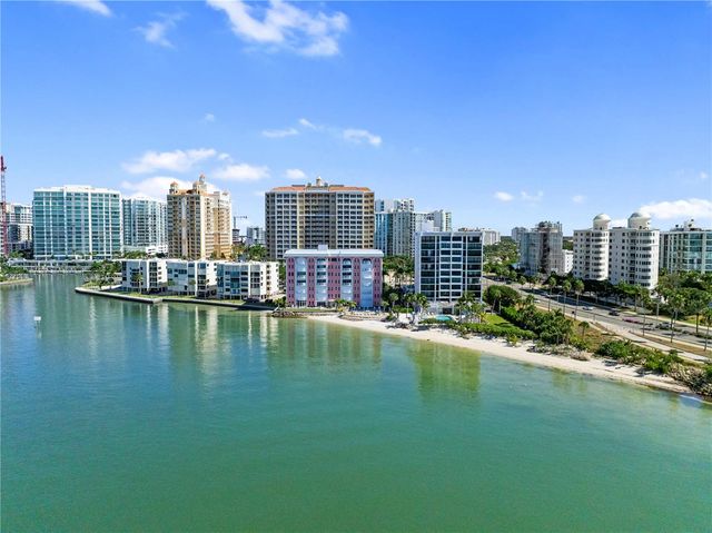 97 SUNSET DRIVE 201, Sarasota, FL 34236