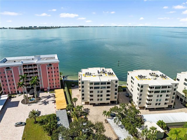 97 SUNSET DRIVE 201, Sarasota, FL 34236