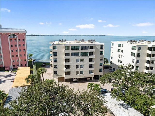 97 SUNSET DRIVE 201, Sarasota, FL 34236