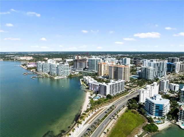 97 SUNSET DRIVE 201, Sarasota, FL 34236
