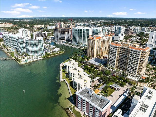 97 SUNSET DRIVE 201, Sarasota, FL 34236