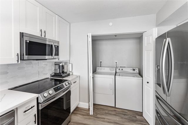 97 SUNSET DRIVE 201, Sarasota, FL 34236