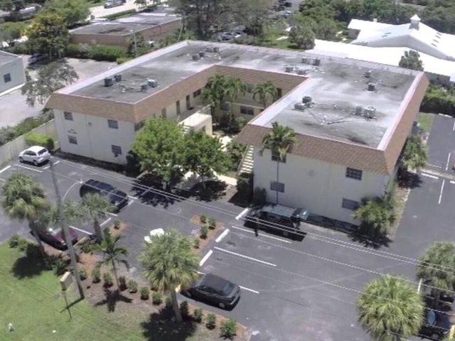 260 NW 19th Street 6, Boca Raton, FL 33432