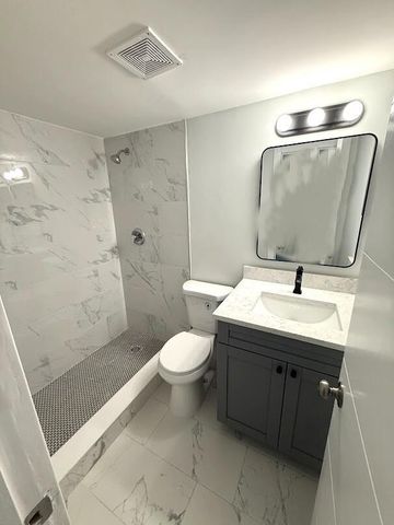 260 NW 19th Street 6, Boca Raton, FL 33432