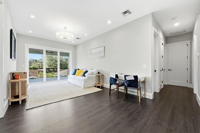 334 NE 3RD Court, Boca Raton, FL 33432