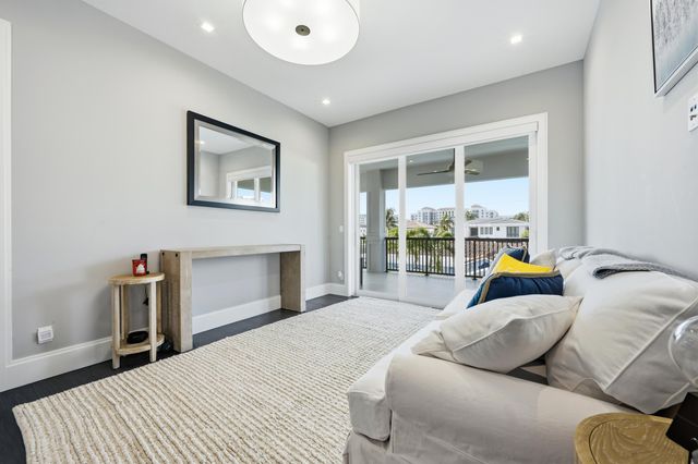 334 NE 3RD Court, Boca Raton, FL 33432