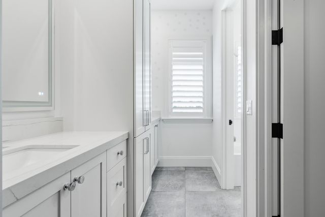 334 NE 3RD Court, Boca Raton, FL 33432