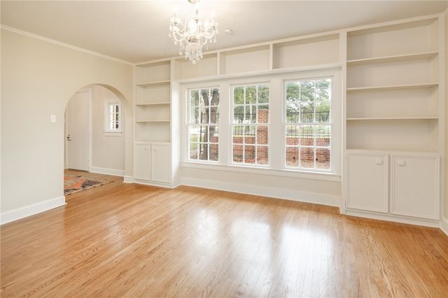 706 East 30th Street, Bryan, TX 77803