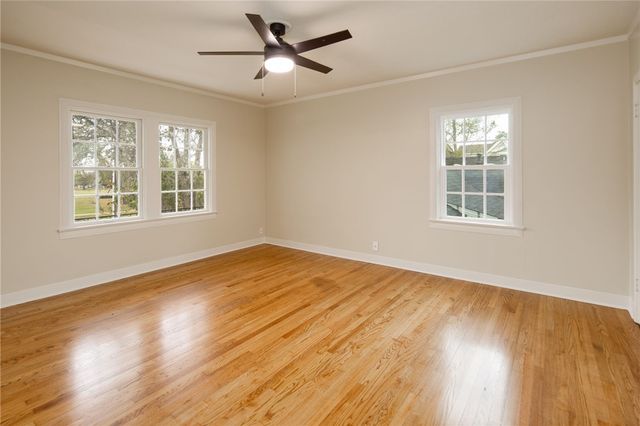 706 East 30th Street, Bryan, TX 77803