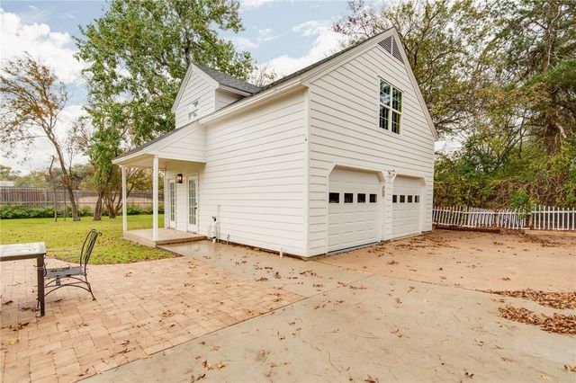 706 East 30th Street, Bryan, TX 77803