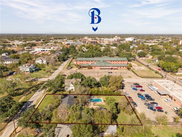 706 East 30th Street, Bryan, TX 77803