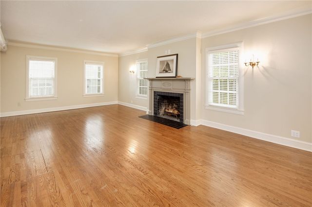 706 East 30th Street, Bryan, TX 77803