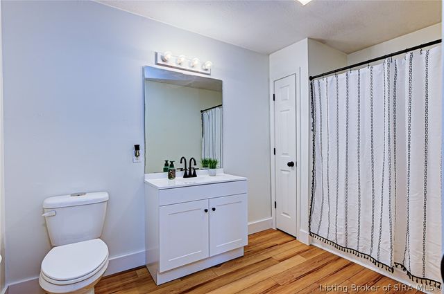 110 Colonial Drive, New Albany, IN 47150