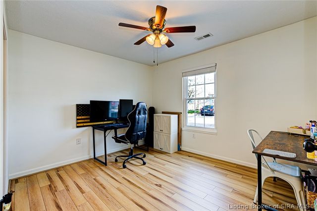 110 Colonial Drive, New Albany, IN 47150