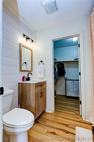 110 Colonial Drive, New Albany, IN 47150